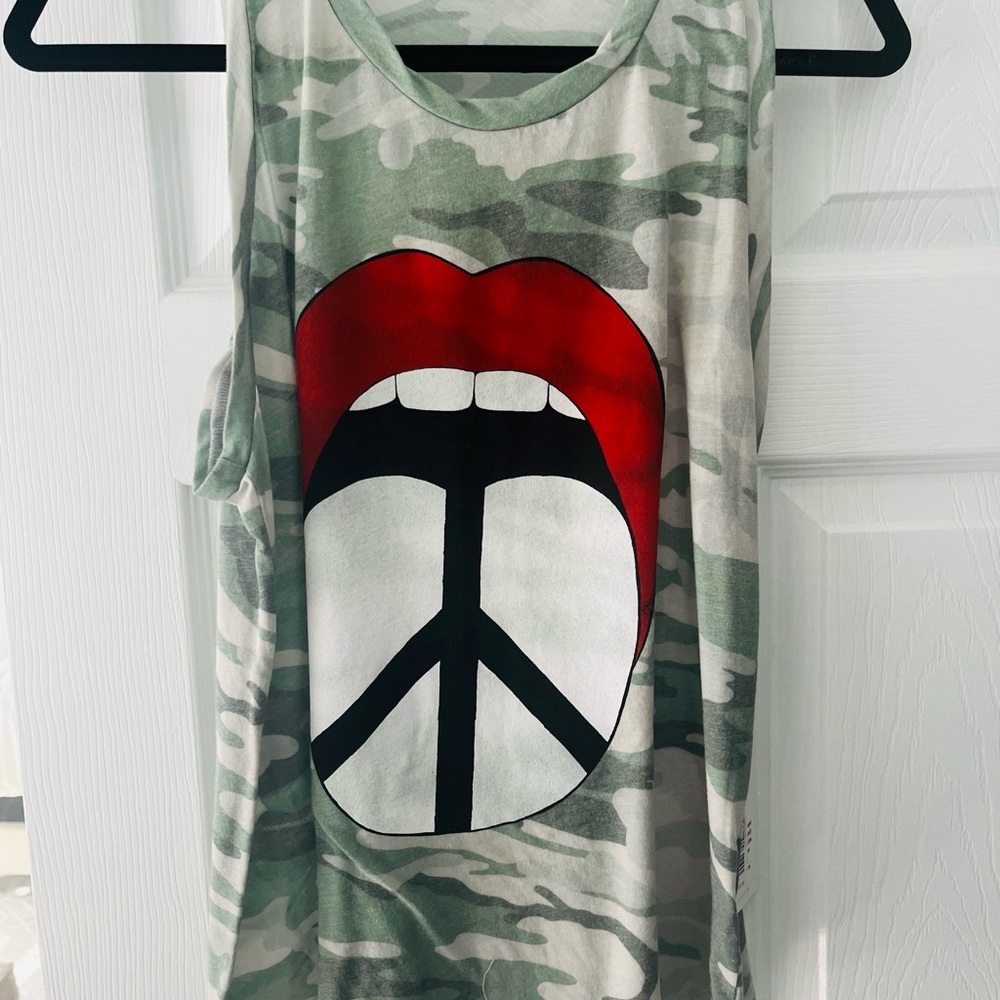 Lauren moshi top NWT